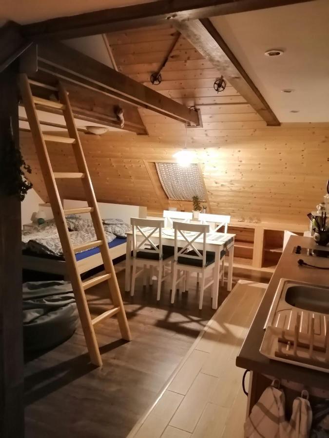Dve Micky Homestay Pec pod Snezkou